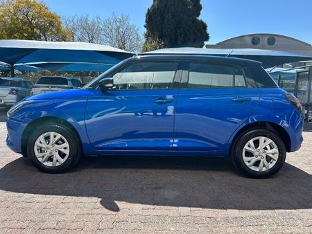 2026-Suzuki-Swift-12-GL_3