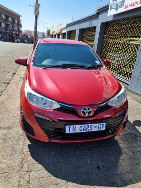 2019-Toyota-Yaris-AUTO_4