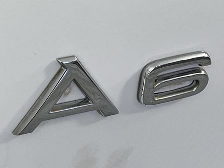 2004-Audi-A6-24-Auto_11