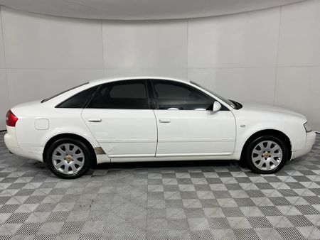 2004-Audi-A6-24-Auto_17