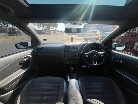 2014-Volkswagen-Polo-GTI-14-TSI-Auto_6