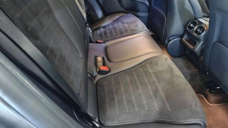 2023-Mercedes-Benz-GLC-300D-4Matic_15