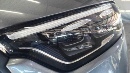 2023-Mercedes-Benz-GLC-300D-4Matic_6