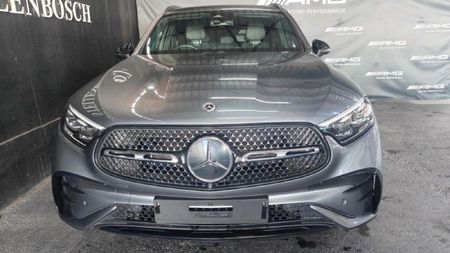 2023-Mercedes-Benz-GLC-300D-4Matic_7