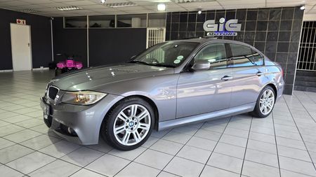 2011-BMW-3-Series-320i-E90-Auto-M-Sport_28