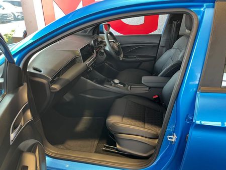 2026-MG-MG3-15-Lux-Hybrid-Auto_6