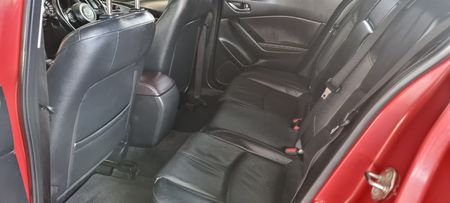 2019-Mazda-3-16-Dynamic_5
