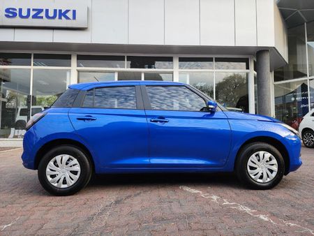 2026-Suzuki-Swift-12-GL_7