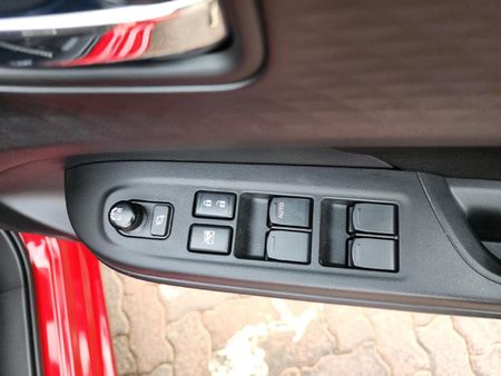 2026-Suzuki-Swift-12-GL-Auto_14