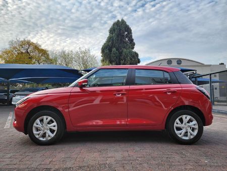 2026-Suzuki-Swift-12-GL-Auto_3