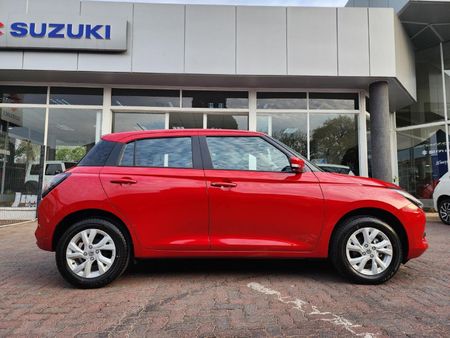 2026-Suzuki-Swift-12-GL-Auto_7