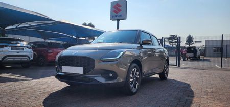 2026-Suzuki-Swift-12-GLX_2