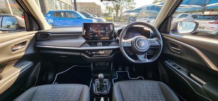 2026-Suzuki-Swift-12-GLX_8