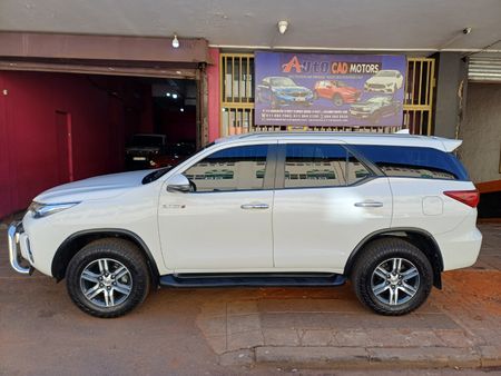 2018-Toyota-Fortuner-24-GD-6-4x4-Auto_7