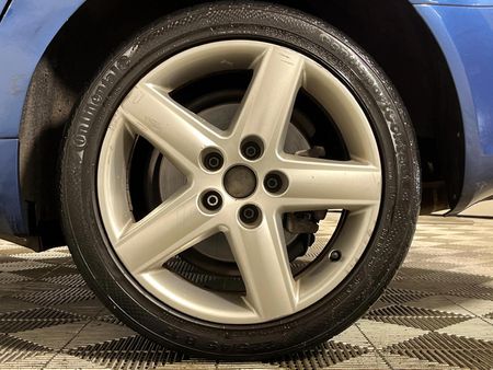2005-Audi-A4-20-TFSI-Auto_6