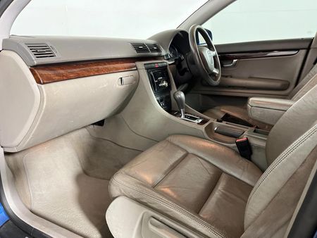 2005-Audi-A4-20-TFSI-Auto_8