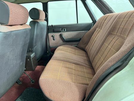 1984-Toyota-Cressida-24-GL_3