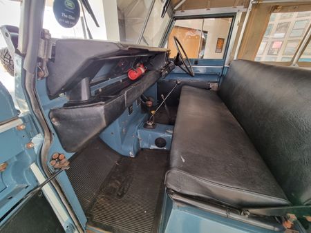 1974-Land-Rover-Series-123-109-88-in-SWB-Regular_9