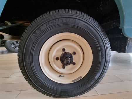 1974-Land-Rover-Series-123-109-88-in-SWB-Regular_14