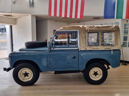 1974-Land-Rover-Series-123-109-88-in-SWB-Regular_1