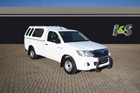 2011-Toyota-Hilux-25-D-4D-Single-Cab_0