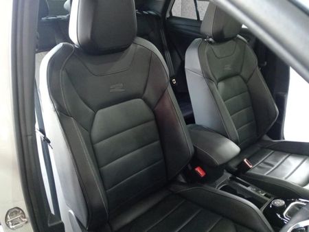 2024-Volkswagen-T-Roc-20-TSI-4M-R-Line-Auto_9