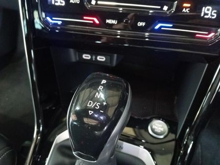 2024-Volkswagen-T-Roc-20-TSI-4M-R-Line-Auto_14