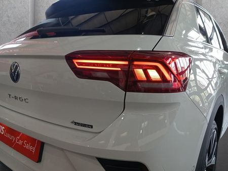 2024-Volkswagen-T-Roc-20-TSI-4M-R-Line-Auto_16