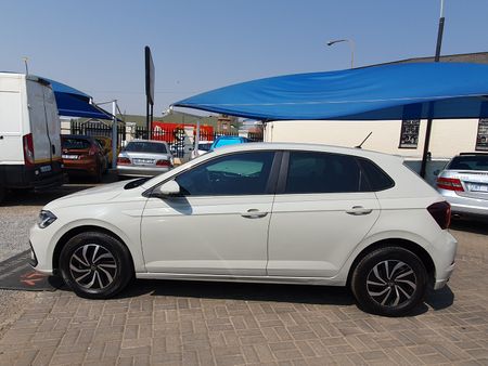 2024-Volkswagen-Polo-VW-POLO-9-TSI-LIFE-10_9