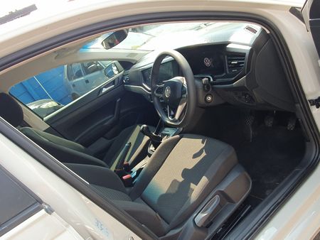 2024-Volkswagen-Polo-VW-POLO-9-TSI-LIFE-10_4