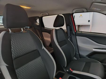 2022-Nissan-Magnite-10T-Acenta-Auto_5