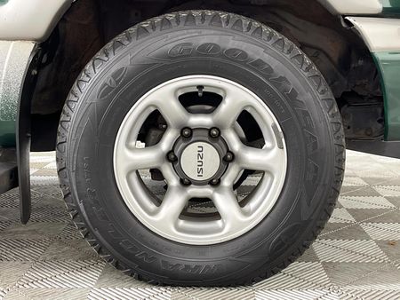 2001-Isuzu-KB-280-DT-LX-4x2-Double-Cab_4