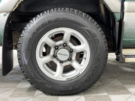 2001-Isuzu-KB-280-DT-LX-4x2-Double-Cab_6