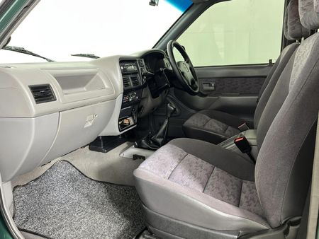 2001-Isuzu-KB-280-DT-LX-4x2-Double-Cab_8