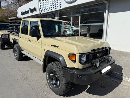 2025-Toyota-Land-Cruiser-79-2025-TOYOTA-LC79-DC-4X4-AUTO-DONT-MISS-OUT-R999_0