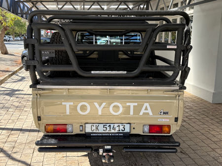 2025-Toyota-Land-Cruiser-79-2025-TOYOTA-LC79-DC-4X4-AUTO-DONT-MISS-OUT-R999_11