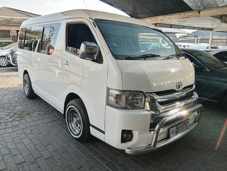 2014-Toyota-Quantum-25-D4D-Manual_1