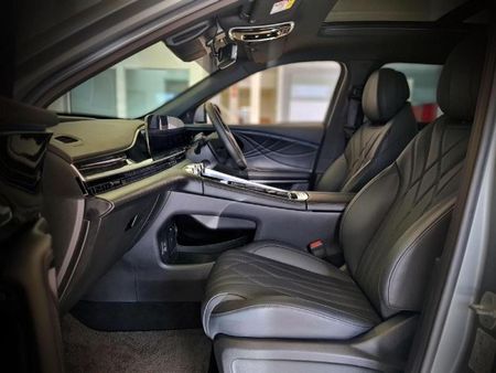 2026-Omoda-C9-20T-Explore-AWD_10