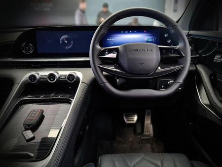 2026-Omoda-C9-20T-Explore-AWD_15