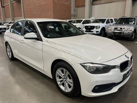 2017-BMW-3-Series-320d-Auto_0