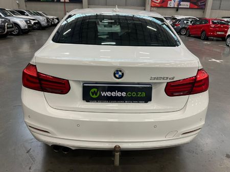 2017-BMW-3-Series-320d-Auto_3
