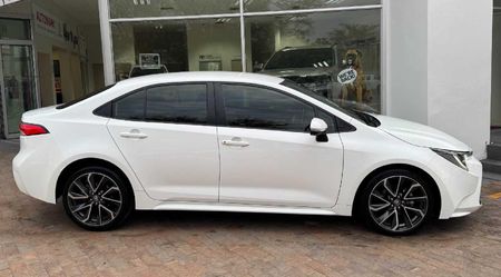 2021-Toyota-Corolla-20-XR_2