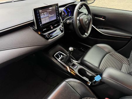 2021-Toyota-Corolla-20-XR_7