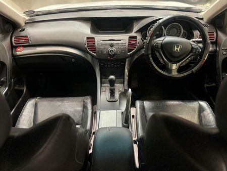 2012-Honda-Accord-20i-Auto_9