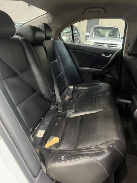 2012-Honda-Accord-20i-Auto_11