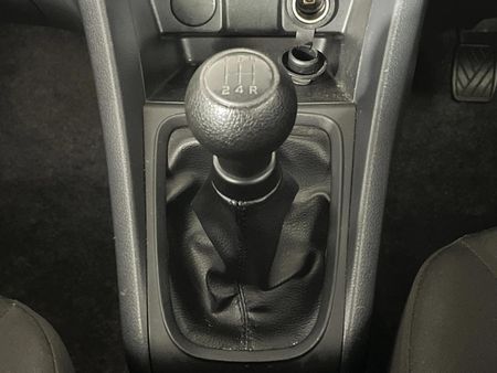 2017-Suzuki-Celerio-10-GA_10