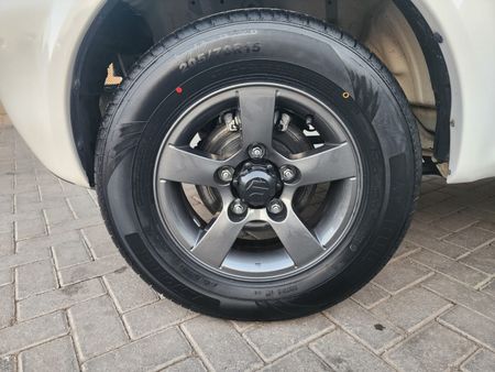 2009-Suzuki-Jimny-13_19