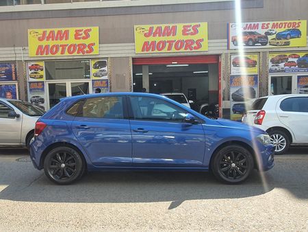 2018-Volkswagen-Polo-10-Tsi_3