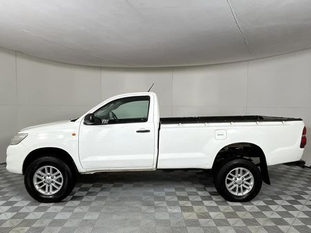 2015-Toyota-Hilux-25-D-4D-SRX-Raised-Body-Single-Cab_14