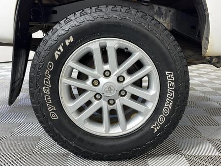 2015-Toyota-Hilux-25-D-4D-SRX-Raised-Body-Single-Cab_5